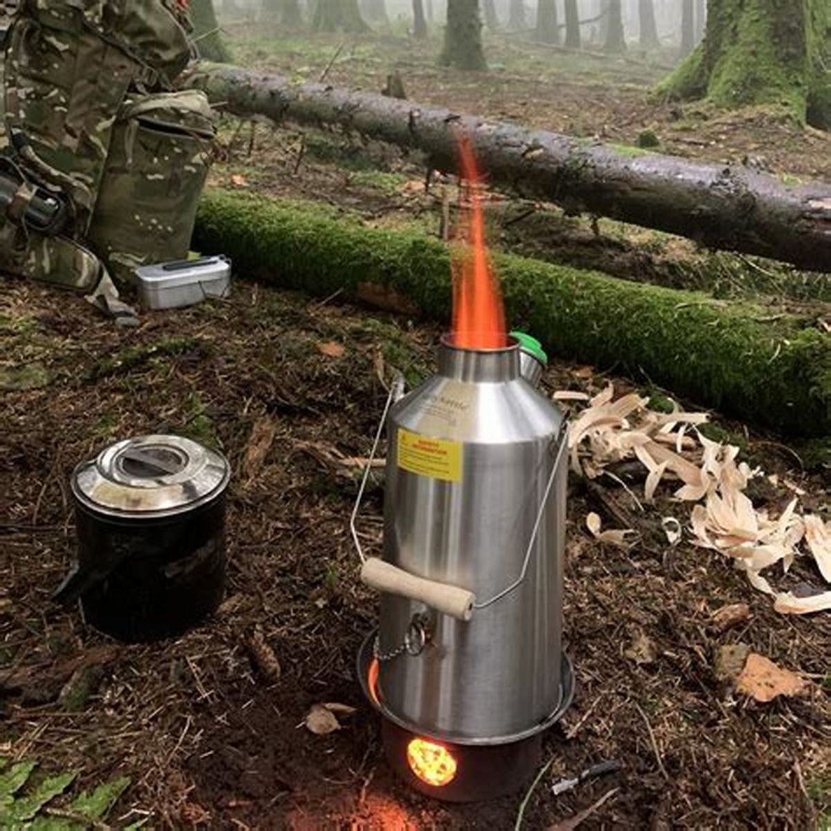 Base Camp Kettle by Kelly Kettle